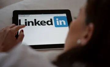 LinkedIn颠覆传统搜索：AI语义引擎重塑人脉匹配逻辑